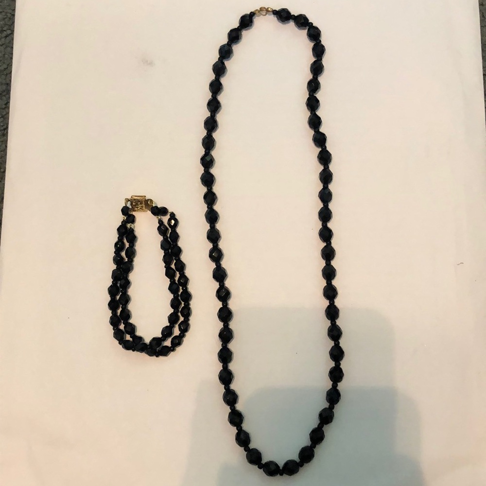Matching necklace and bracelet set